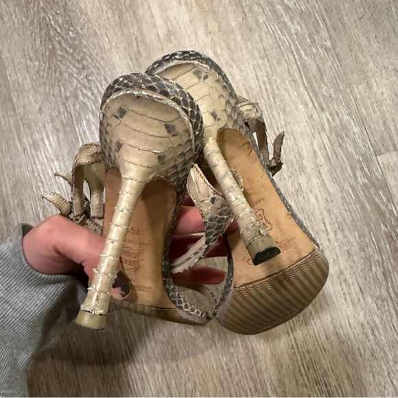 Jimmy Choo Women's Snakeskin Sandals - Brown 36.5 / 6 - Picture 3 of 4